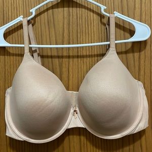Victoria’s Secret nude bra